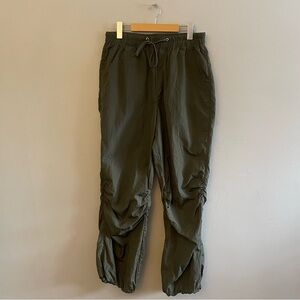 Ci Sono Dark Green Nylon Parachute Pants w Bungee Pulls – Size Large Like New